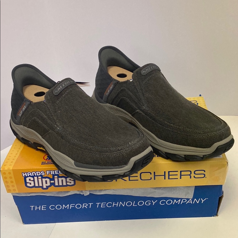 Skechers Men's Black Slip-On Shoes NWT